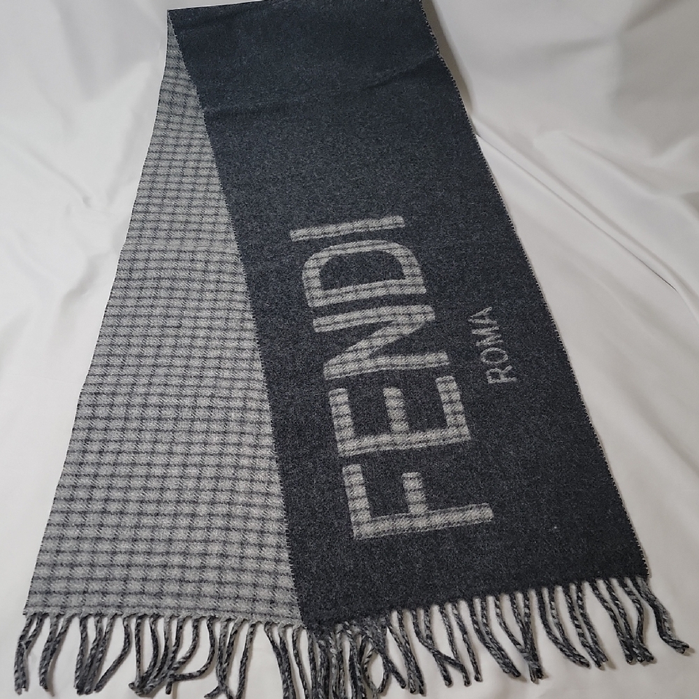 Fendi Men's Charcoal and Light Gray Scarf